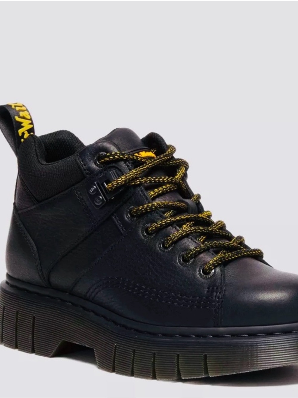 Dr. Martens Woodard Grizzly Leather Low | Women’s 8